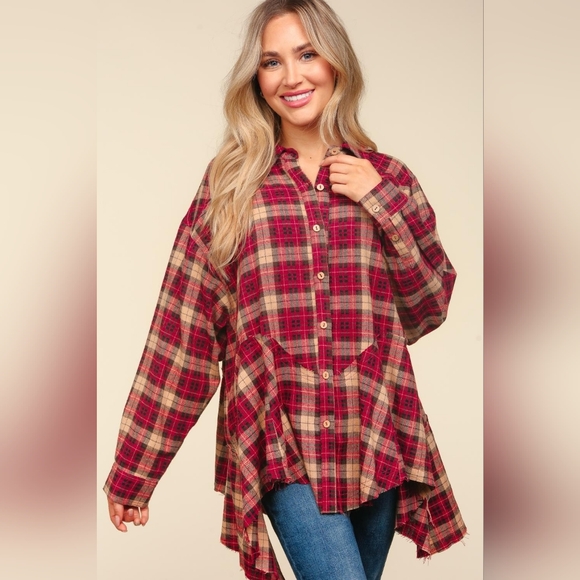 Haptics Plaid Button Down Sharkbite Shirt - Picture 4 of 5